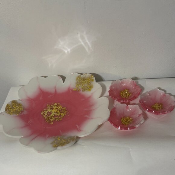 6 Piece Pink & Gold Luxe Resin - Picture 3 of 5